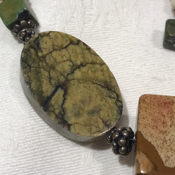 “Tryna”brand suede and stone necklace - Picture 6 of 9